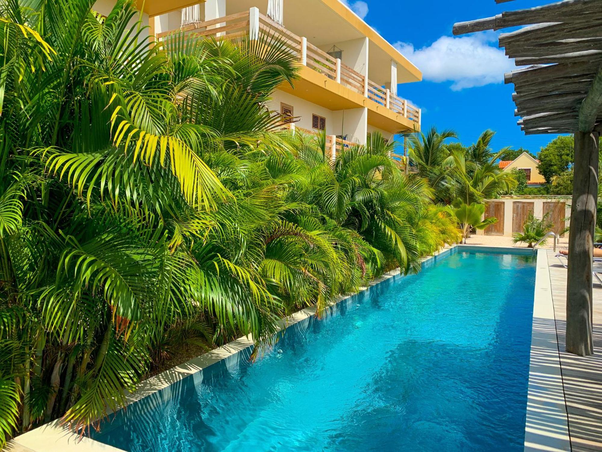 Isla Penthouse & Garden Apartments Bonaire Kralendijk  Bagian luar foto